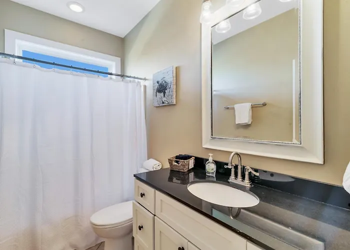 Holiday home Lemonade Stand By Gsvr - Spacious Beachside Getaway With Pool & Living Areas - Free Activities And Golf Gulf Shores